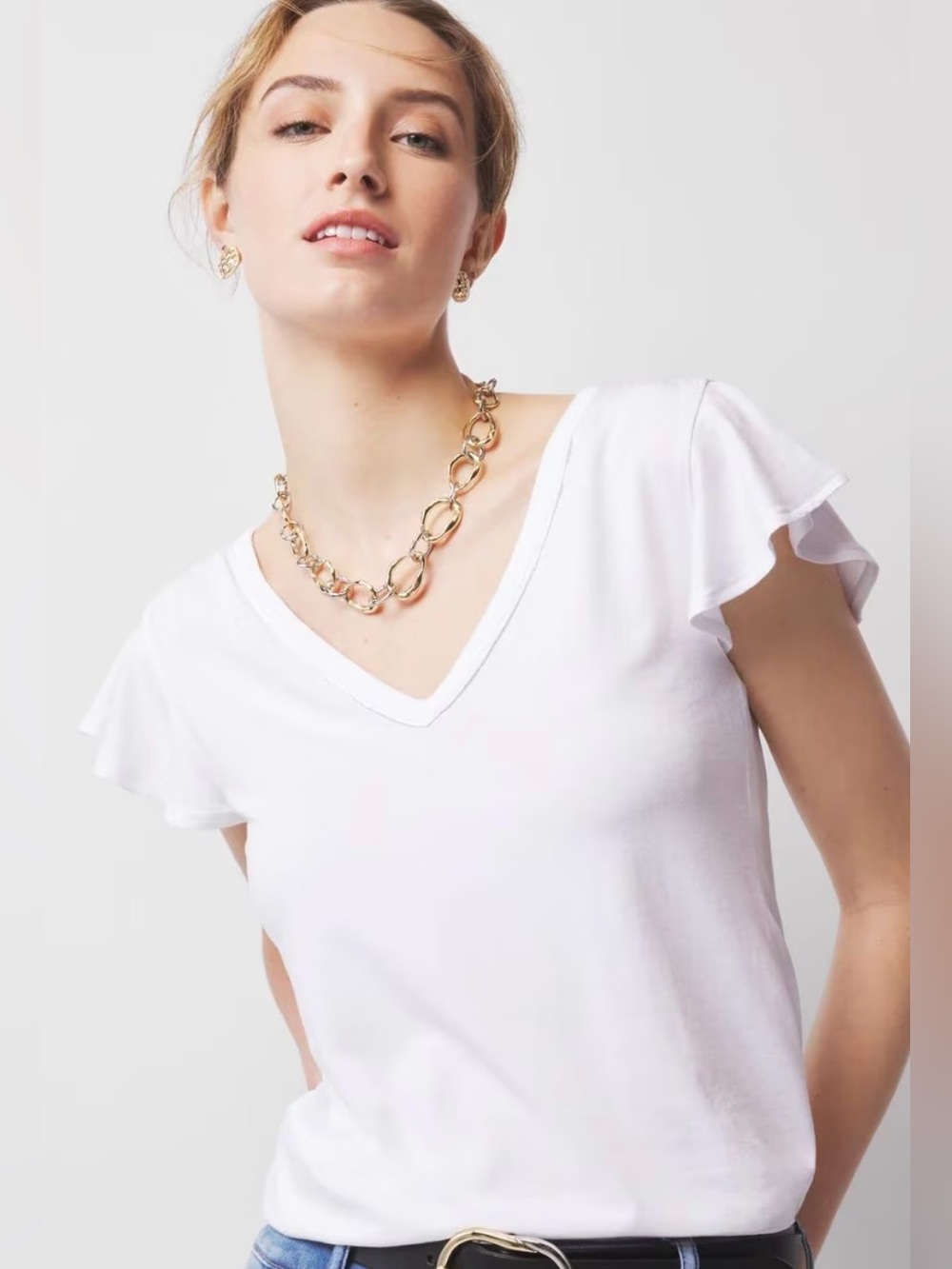 White House Black Market Glamgetter White V-Neck Flutter Sleeve Top NWT